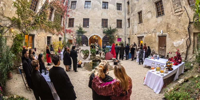 Niederösterreich, Weinviertel – Burghochzeit, Hochzeit, Vintage Fotos